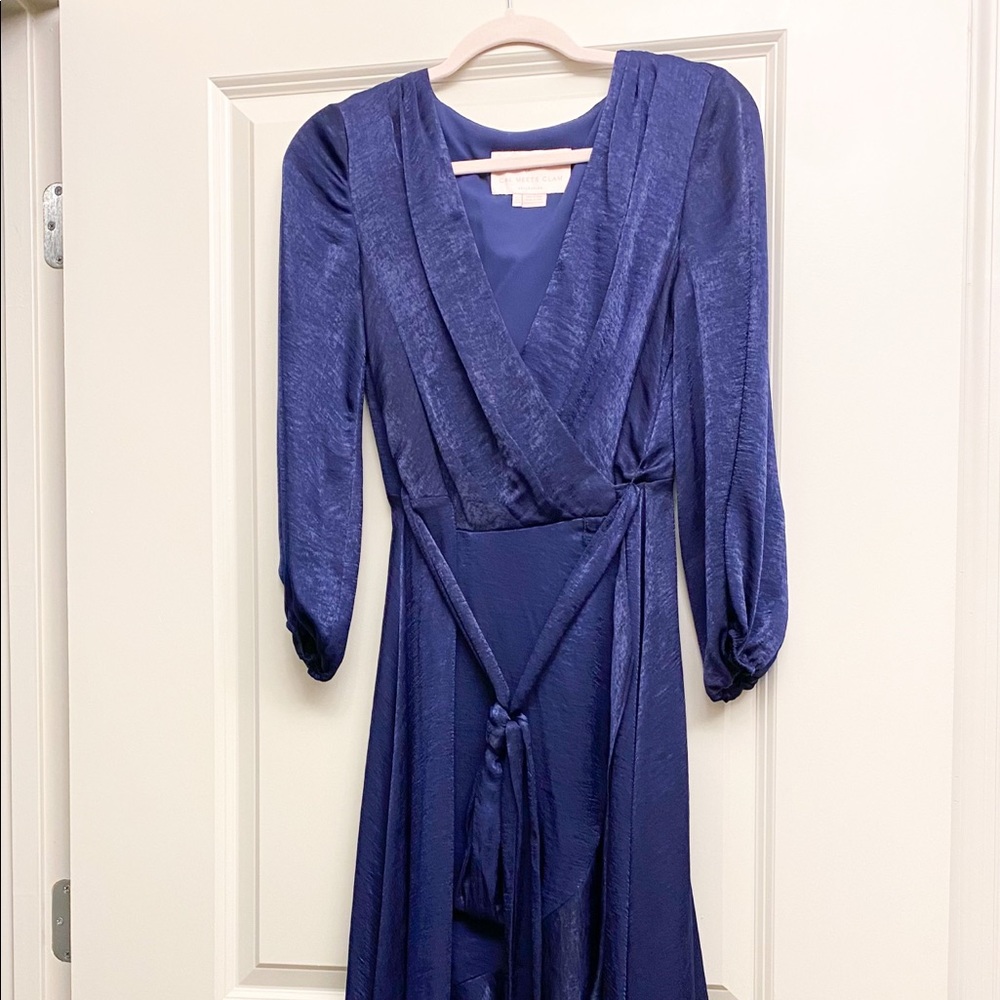 EUC GMG Jennifer Dress in Navy